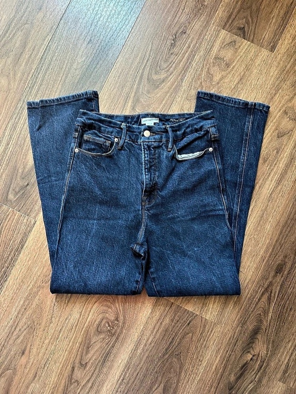 Good American Good Curve Straight Leg Jeans Waist 28 medium wash